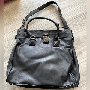 Michael Kors Large black shoulder bag.